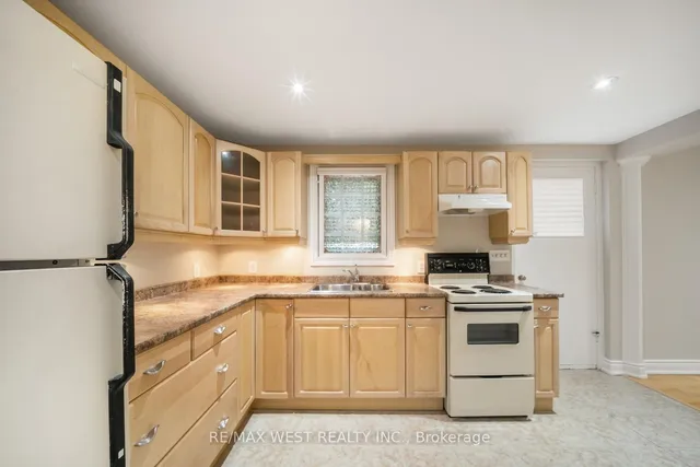 Additional image 32 of 169 Thistle Down Blvd