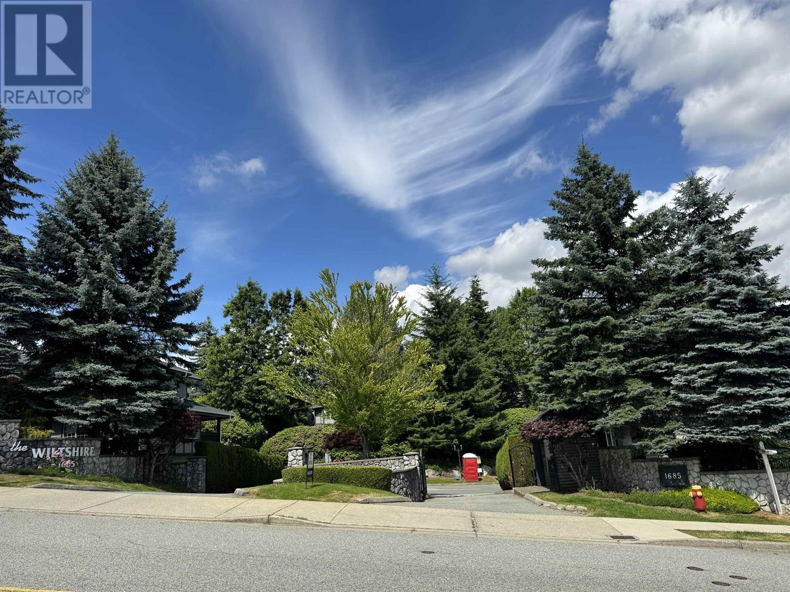 111 1685 PINETREE WAY|Coquitlam, British Columbia V3E3A1