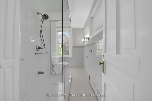 Additional image 40 of 53 Glenfern Ave