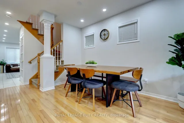 房产图片 10 - 2567 Capilano Cres