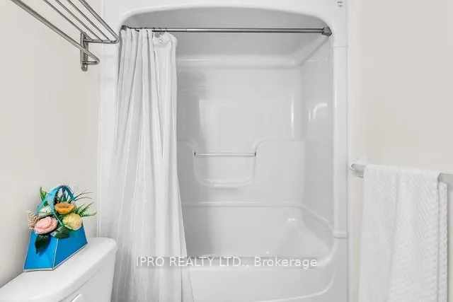 Additional image 32 of 2085 Appleby Line Unit 314