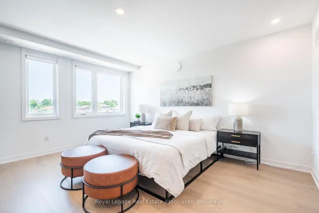 Additional image 36 of 120 Green Gardens Blvd