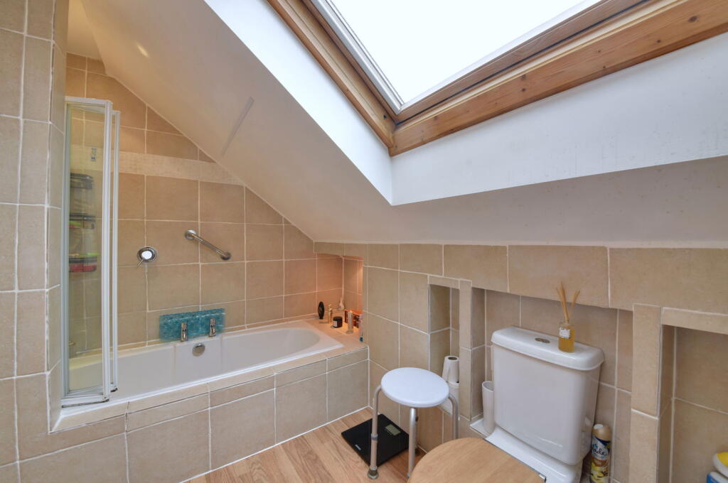 Additional image 5 of South Riding, St. Albans, AL2 3NE