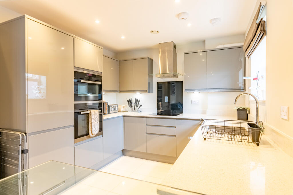 Additional image 3 of Cross Way, Harpenden, Hertfordshire, AL5