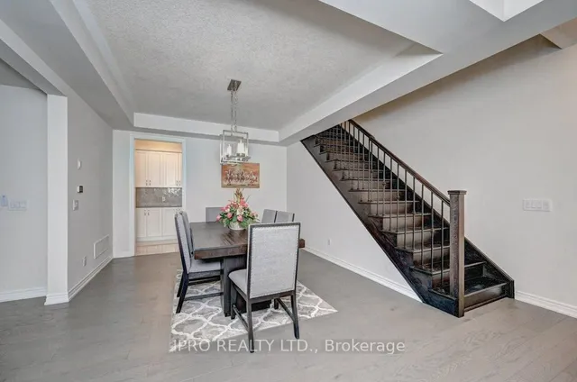 Additional image 7 of 624 Beckview Cres