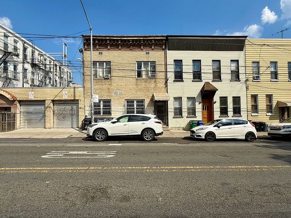 Property image for 1822 Stanhope St, Ridgewood, NY 11385