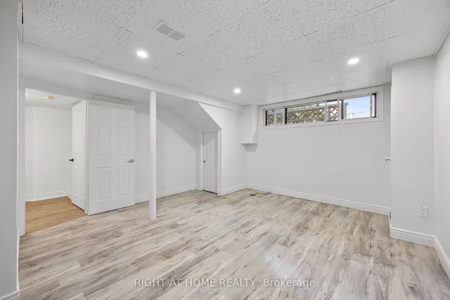 Additional image 32 of 53 Lawnside Dr