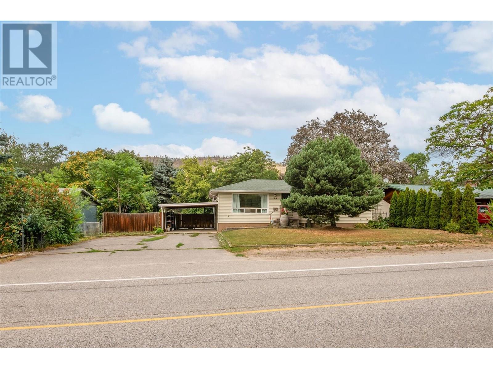 184 Snowsell Street N|Kelowna, British Columbia V1V2E2