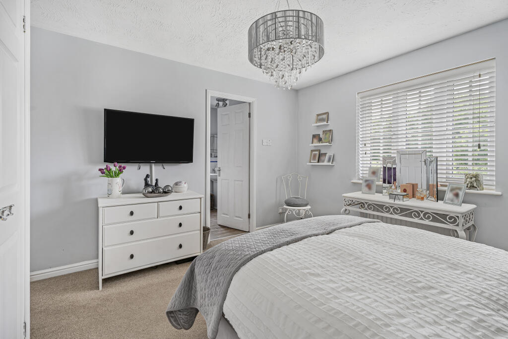 Additional image 11 of Cypress Avenue, Welwyn Garden City, Hertfordshire, AL7