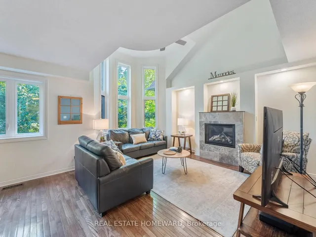 Additional image 10 of 54 Crossovers St