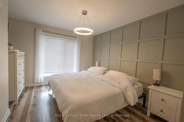 Additional image 12 of 590 North Service Rd Unit 127