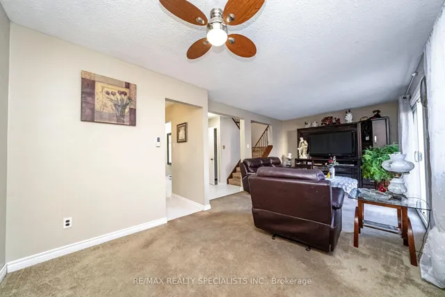 Additional image 25 of 30 Hardcastle Crt