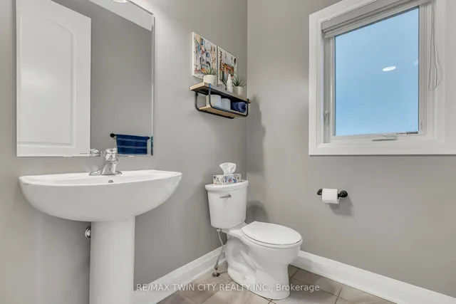 Additional image 17 of 577 Bridgemill Cres