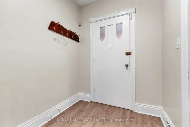 Additional image 4 of 224 Burlington St