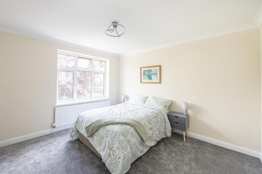 Additional image 7 of St. Johns Road, Harpenden