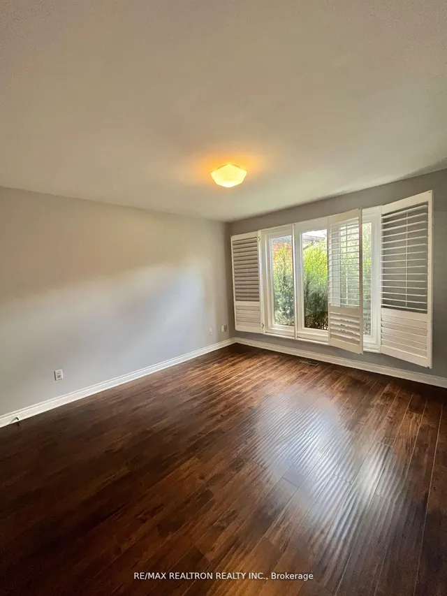 Additional image 4 of 23 Lawnview Dr