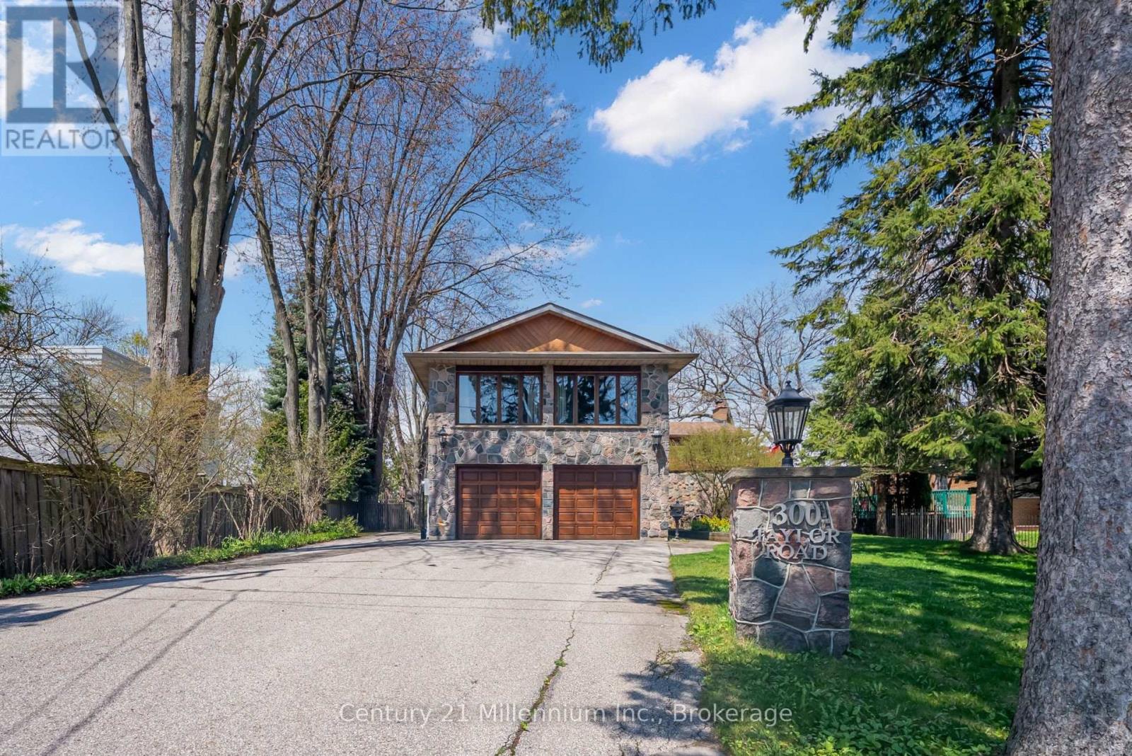 300 TAYLOR ROAD|Toronto (Rouge), Ontario M1C2R6