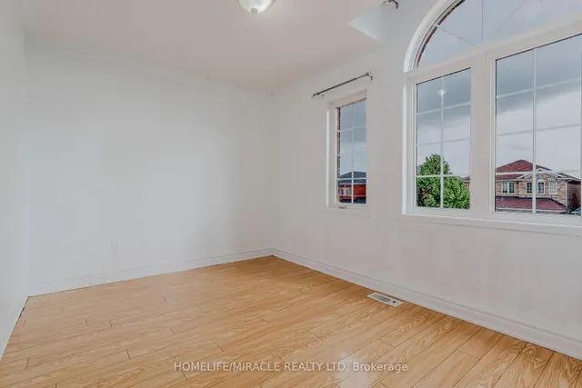 Additional image 18 of 27 Silver Egret Rd