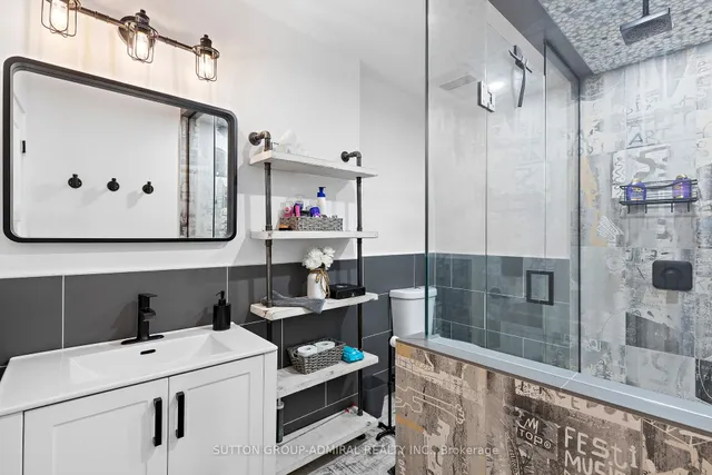 Additional image 20 of 24 Hucknall Rd