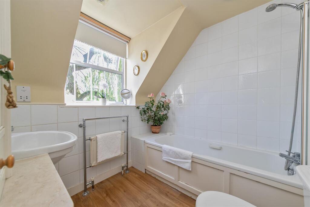 Additional image 36 of Sandridgebury Lane, Sandridgebury, St. Albans