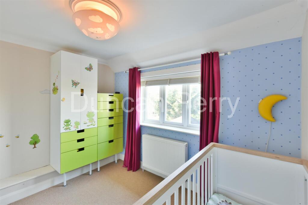 Additional image 26 of Moffats Lane, Brookmans Park, Herts