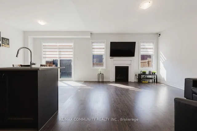Additional image 10 of 100 Folgate Cres