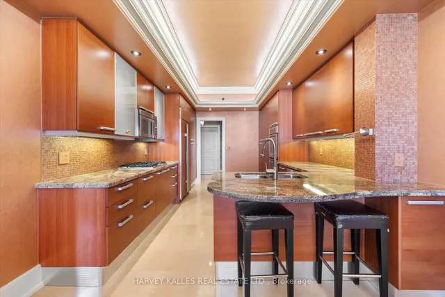 Additional image 11 of 662 Sheppard Ave Unit UPH4