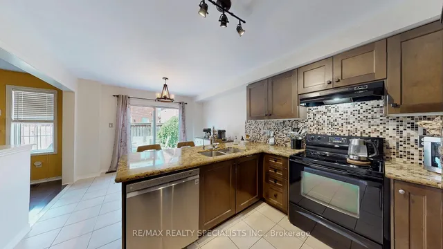 Additional image 7 of 482 Grant Way