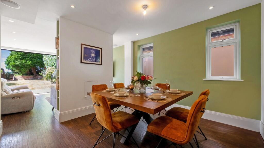 Additional image 6 of Bloomfield Road, Harpenden, Hertfordshire, AL5