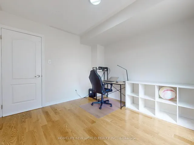 Additional image 10 of 93 New Pines Tr