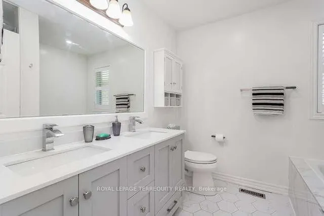 Additional image 19 of 7148 Village Walk