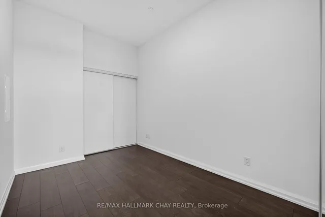 Additional image 21 of 4208 Dundas St Unit 522