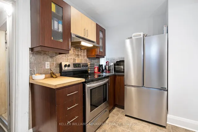 Additional image 12 of 585 Woodbine Ave