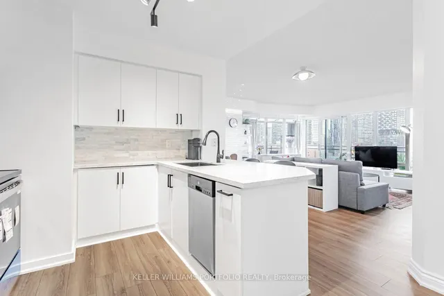 Additional image 9 of 255 Richmond St Unit 1205