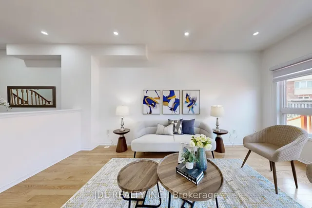 Additional image 5 of 52 Wyper Sq