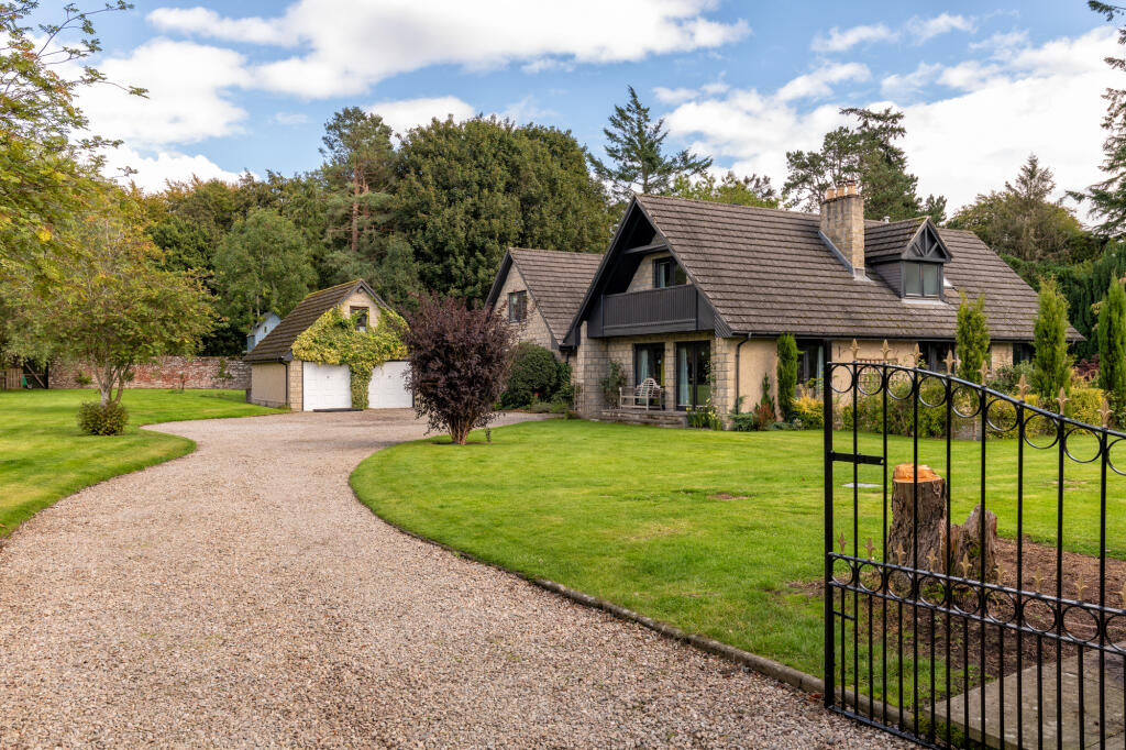 Primary image of Inglismaldie Gardens, Laurencekirk, AB30