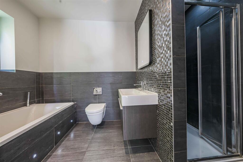 Additional image 14 of Bucknalls Drive, Bricket Wood, St. Albans