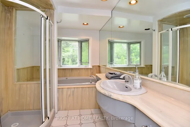 Additional image 24 of 717 Courtland Pl