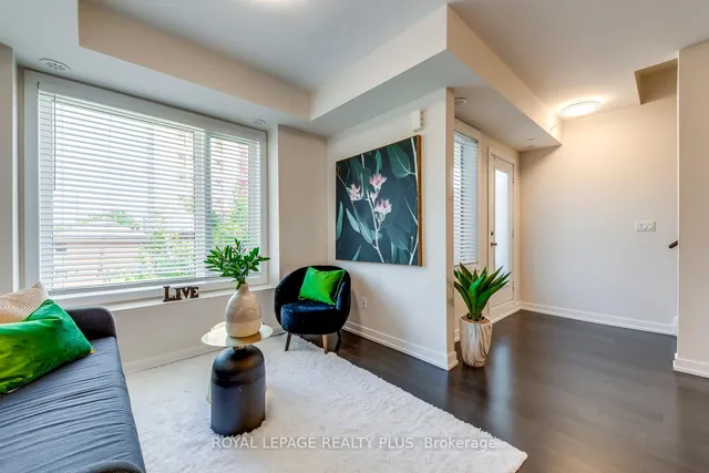 Additional image 30 of 10 Drummond St Unit 510