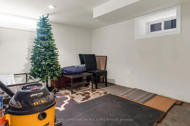 Additional image 24 of 187 Victoria Ave