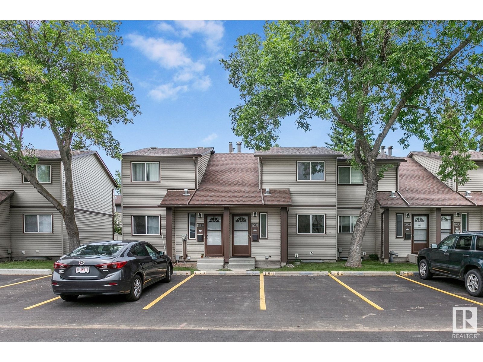 1201 HOOKE RD NW|Edmonton, Alberta T5A4A5