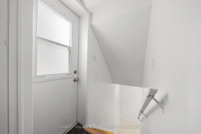 Additional image 42 of 36 Boundbrook Dr