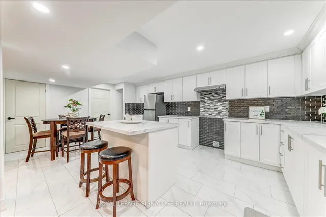 Additional image 33 of 72 Fairhill Ave