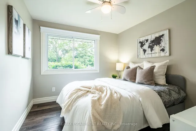 Additional image 20 of 5195 Cedarbook Cres