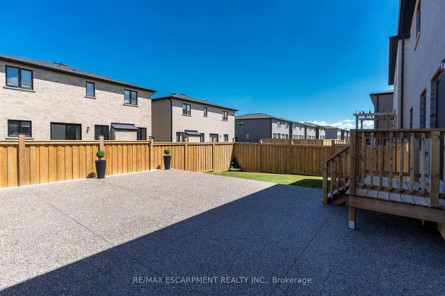 Additional image 26 of 388 Klein Circ