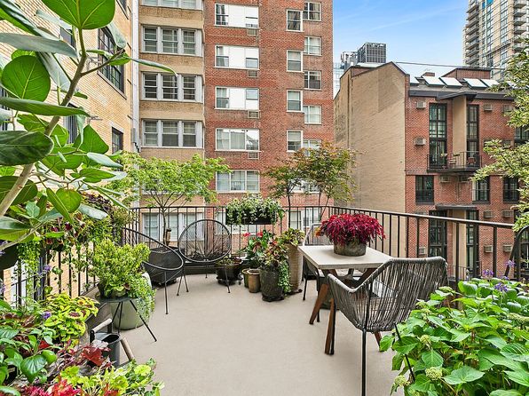 48 Gramercy Park N, New York, NY 