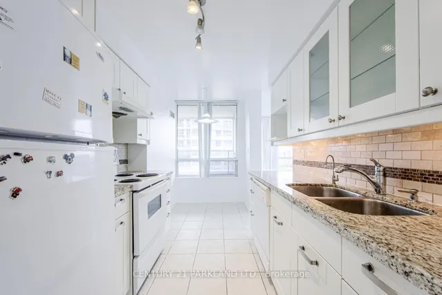 Additional image 10 of 8 Rean Dr Unit 1701