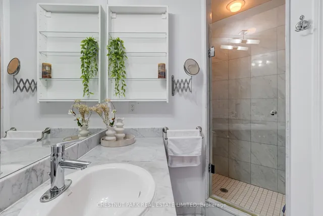 Additional image 31 of 736 Spadina Ave Unit 1711