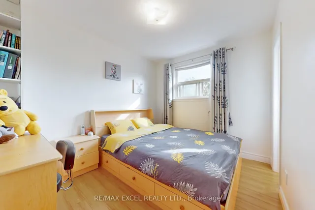 Additional image 27 of 43 Sonmore Dr