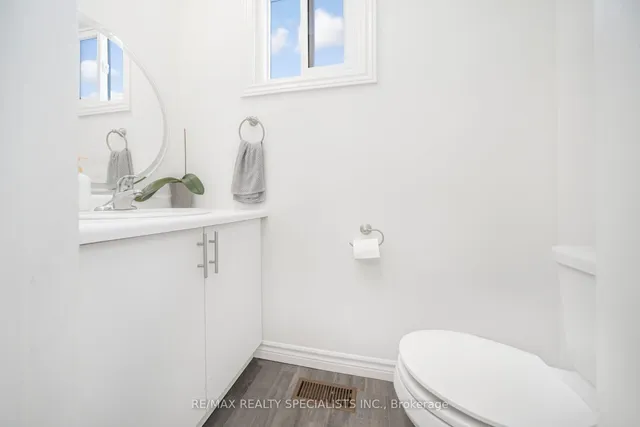 Additional image 15 of 38 Ellis Dr